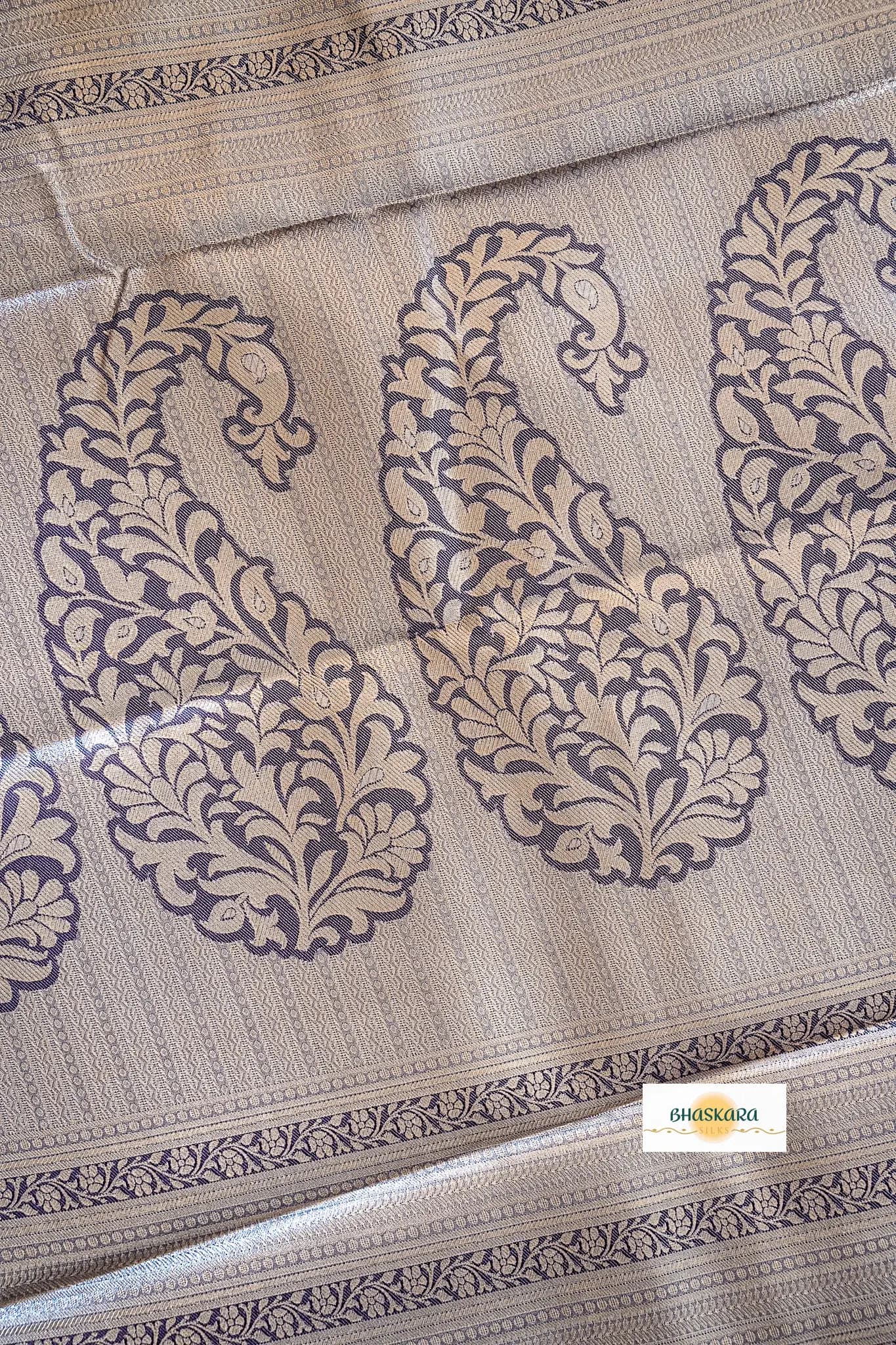 Silver Border Classic